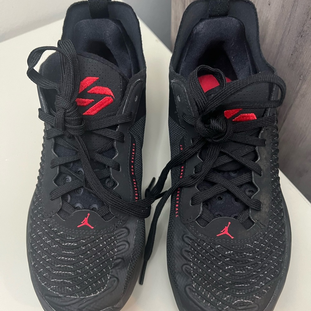 Jordan Luka 1